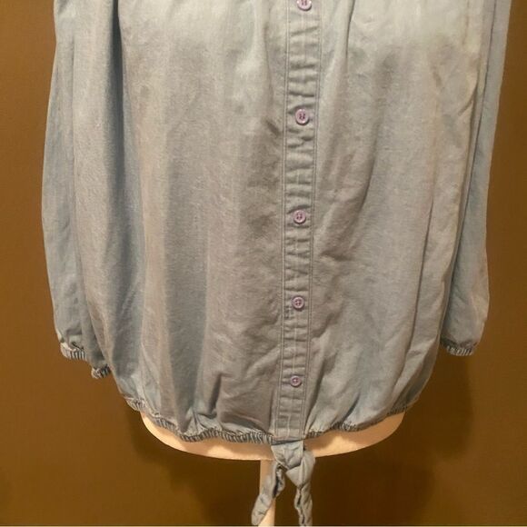 Rouge Off the Shoulder Light Denim Color Top Size 2X - Picture 2 of 5